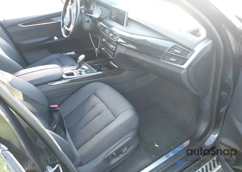 2018 BMW X5 xDrive35I z USA, uszkodzony, nr VIN 5UXKR0C57J0Y04379